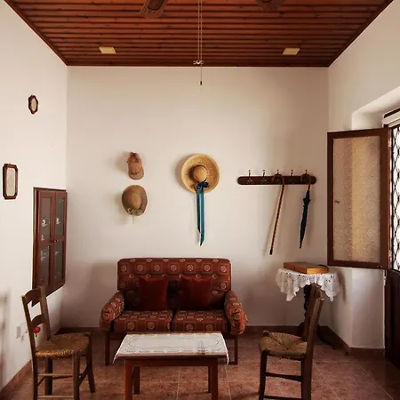 Nik's Nest House * Geroskipou